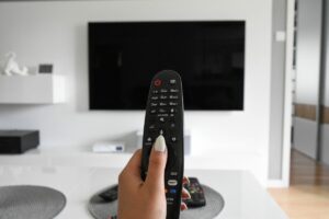 Pagare il canone RAI con F24: casi, scadenze e importi