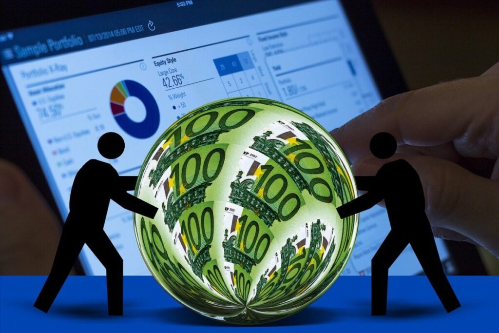 Berkshire Hathaway: liquidità record, Buffett anticipa i crolli Berkshire Hathaway: liquidità record, Buffett anticipa i crolli
