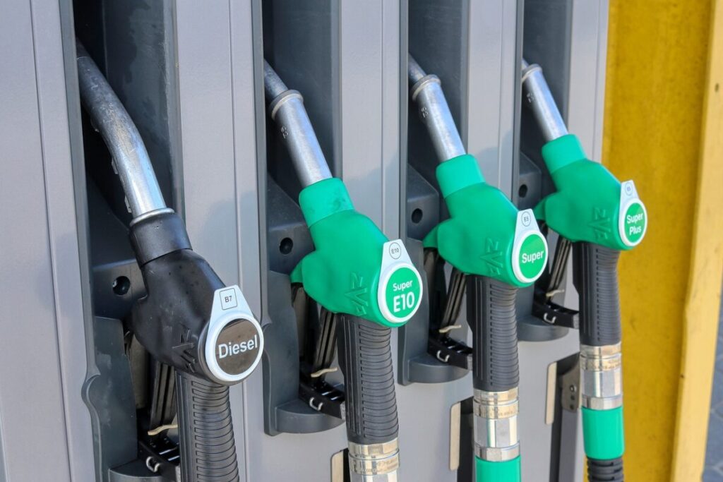 Nuove accise su benzina e diesel: cosa cambia da oggi Nuove accise su benzina e diesel: cosa cambia da oggi