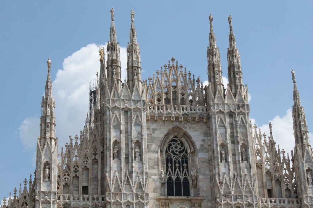 Vivere in Italia: le 10 città dove la vita costa di più Vivere in Italia: le 10 città dove la vita costa di più