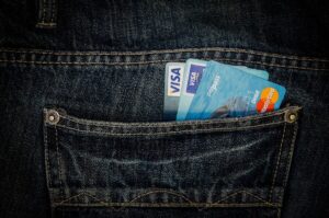 Rivoluzione carte revolving: contratti nulli senza requisiti