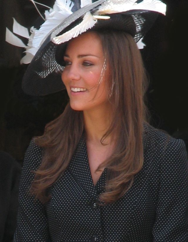 Kate Middleton, il suo patrimonio immobiliare è infinito: perchè è più ricca del Re Kate Middleton, il suo patrimonio immobiliare è infinito: perchè è più ricca del Re