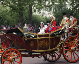 Kate Middleton, il suo patrimonio immobiliare è infinito: perchè è più ricca del Re