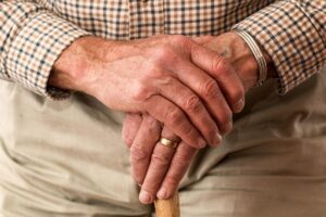 Pensione in Italia: nel 2024 l’età media sale a 64 anni e 8 mesi