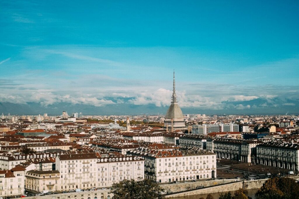 Il Piemonte apre la strada: la prima in Italia in favore degli studenti Il Piemonte apre la strada: la prima in Italia in favore degli studenti
