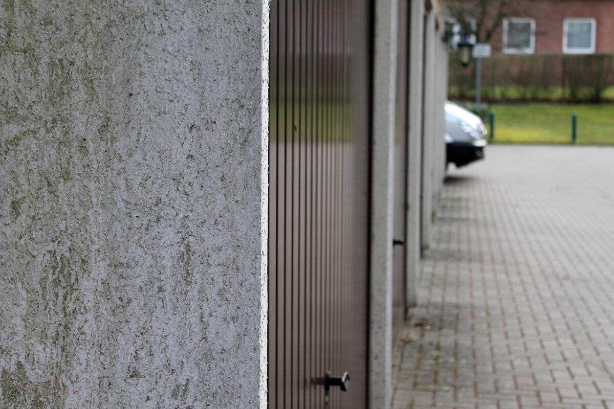 Garage e seminterrati diventano case: il Lazio approva la legge 171