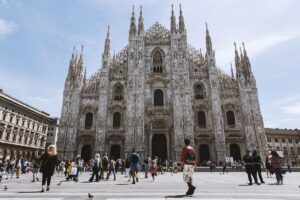 Giornata nera per piazza affari: Milano leader delle perdite