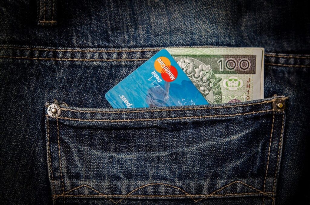 Carta della Cultura: ecco il bonus libri da 100 euro Carta della Cultura: ecco il bonus libri da 100 euro