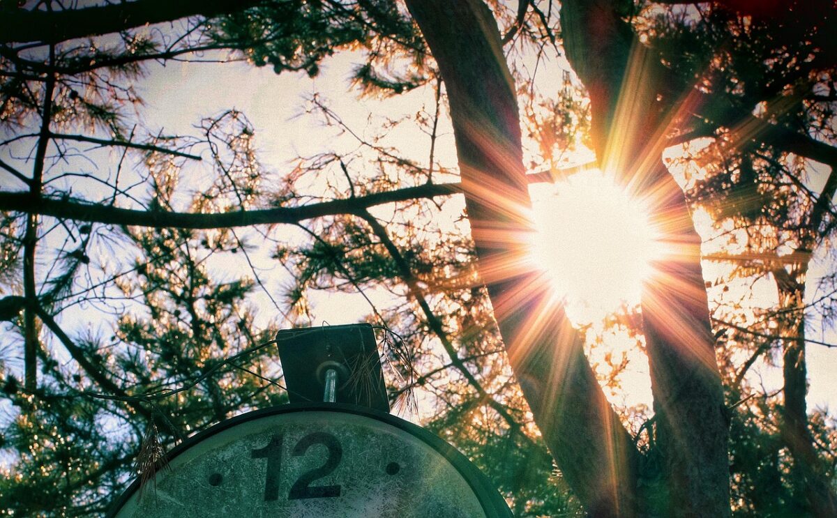 Addio all’ora legale: benvenuta ora solare Addio all’ora legale: benvenuta ora solare