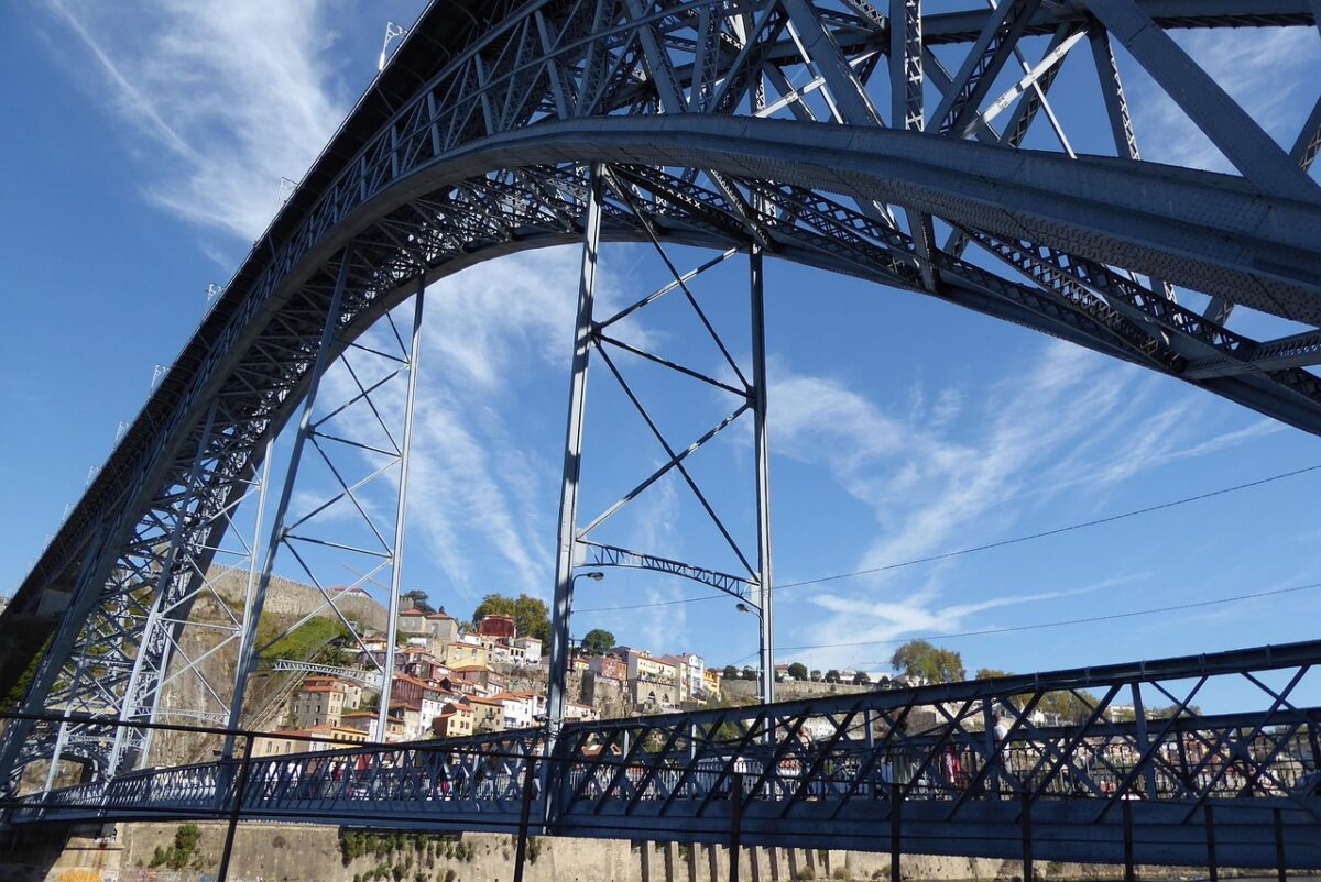 Ponte sullo Stretto, il decreto che accelera la svolta: cosa cambia davvero per Sicilia e Calabria