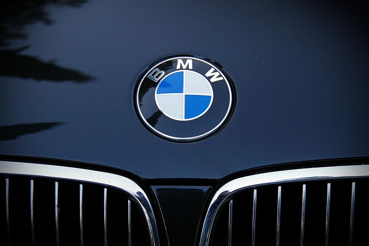 Maxi richiamo auto BMW: veicoli a rischio incendio Maxi richiamo auto BMW: veicoli a rischio incendio