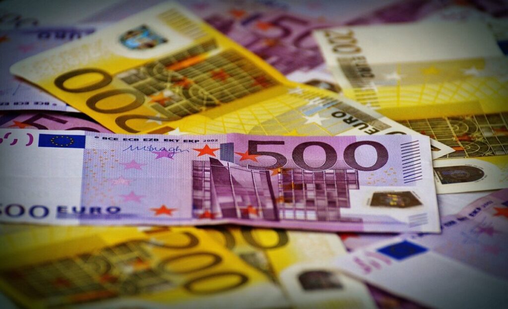 Bonus 1.000 euro INPS: scadenza del 12 agosto Bonus 1.000 euro INPS: scadenza del 12 agosto