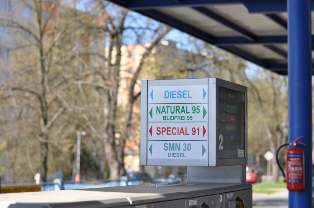 Carta di inclusione spese auto: cosa si può pagare e quali limiti rispettare Carta di inclusione spese auto: cosa si può pagare e quali limiti rispettare