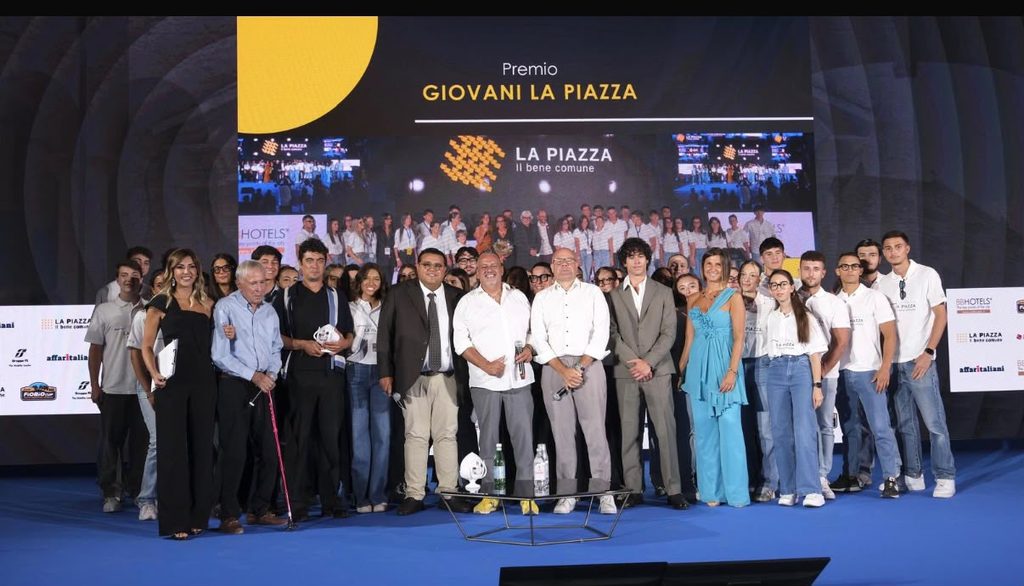 La Piazza 2026, i Premi guardano al futuro: protagonisti il Sapere e i Nuovi Linguaggi La Piazza 2026, i Premi guardano al futuro: protagonisti il Sapere e i Nuovi Linguaggi