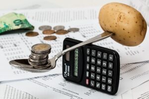Casa e Fisco, l’IA scova le irregolarità: scattano 20mila controlli