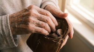 Pensioni, arrivano 154 euro in più a dicembre: chi li riceve