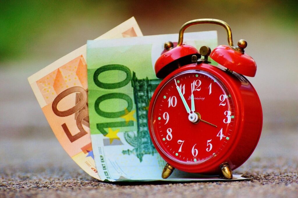 Pensione 2027-2029: ecco di quanto salgono età e contributi richiesti Pensione 2027-2029: ecco di quanto salgono età e contributi richiesti